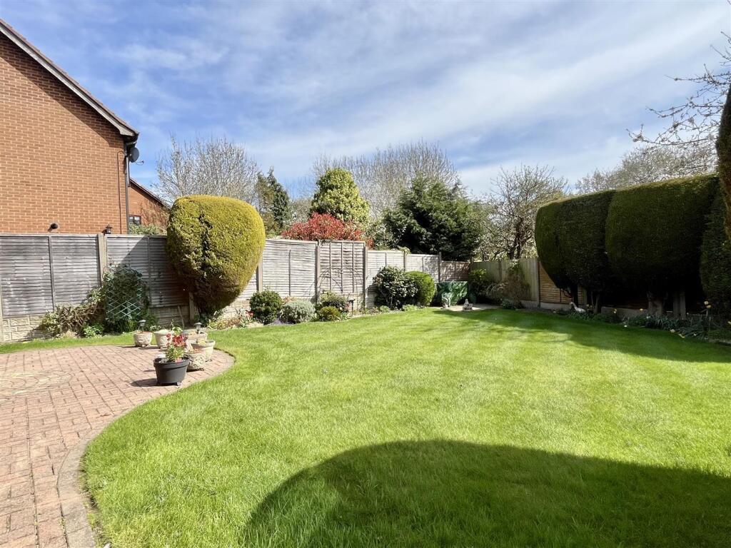 Additional image 20 of Malvern Drive, Walmley, Sutton Coldfield