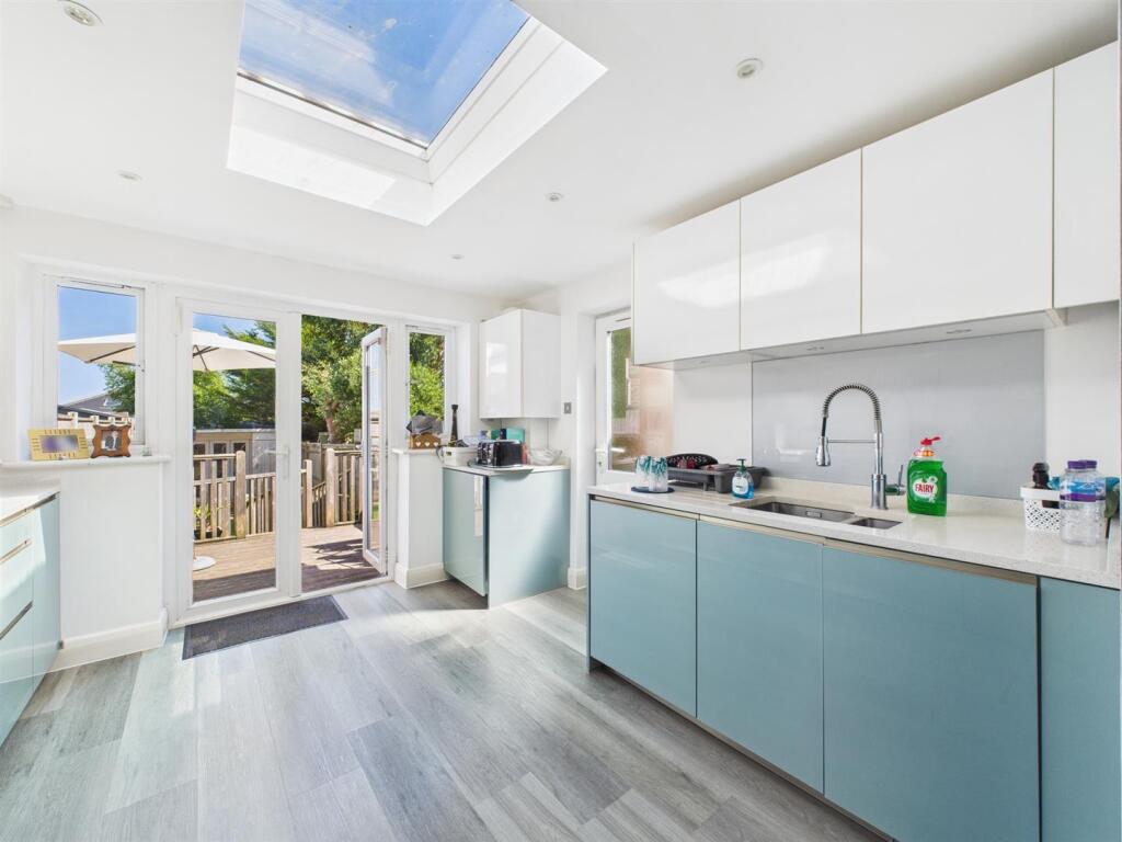 Additional image 11 of Broomfield Avenue Peacehaven