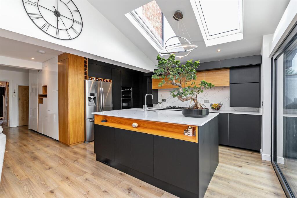 Additional image 6 of Stanley Avenue, St. Albans