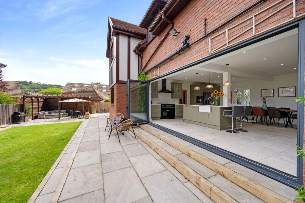 Additional image 17 of Vale Coppice, Ramsbottom, BL0 9 | Impressive 5-Bedroom Detached with Open-Plan Kitchen, Private Garden & Garage