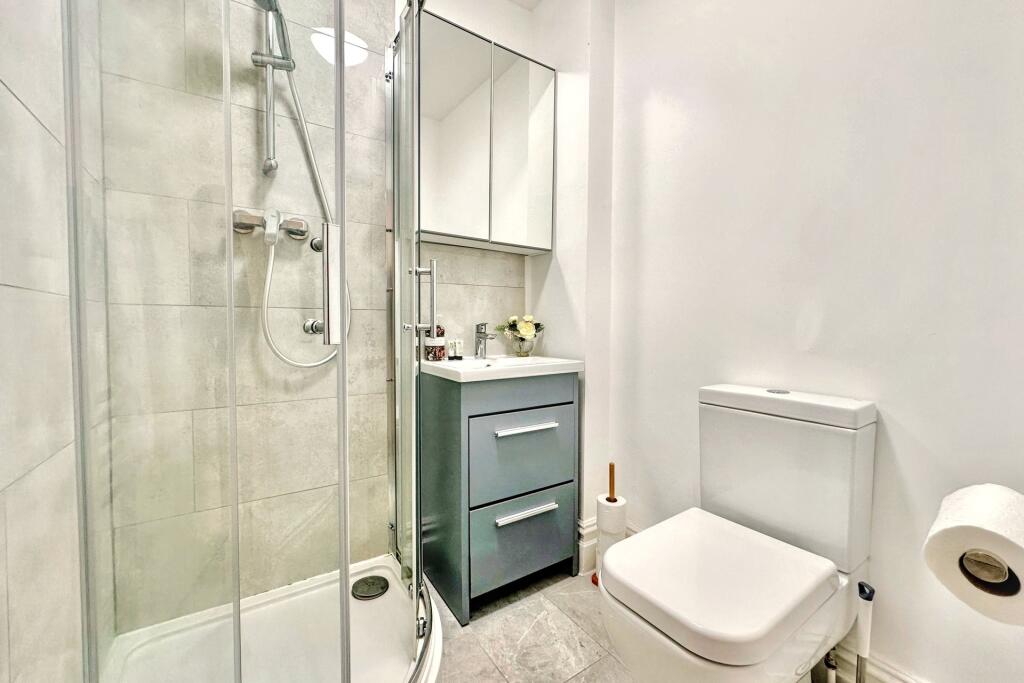 Additional image 17 of Alum Chine