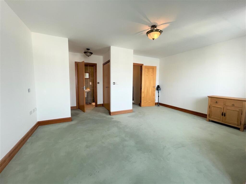 Additional image 16 of Silver Strand West, Eastbourne, BN23 5NP