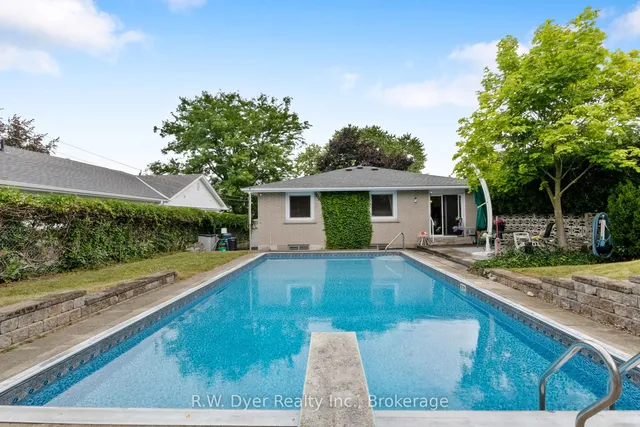 Additional image 30 of 41 Highpark Ave