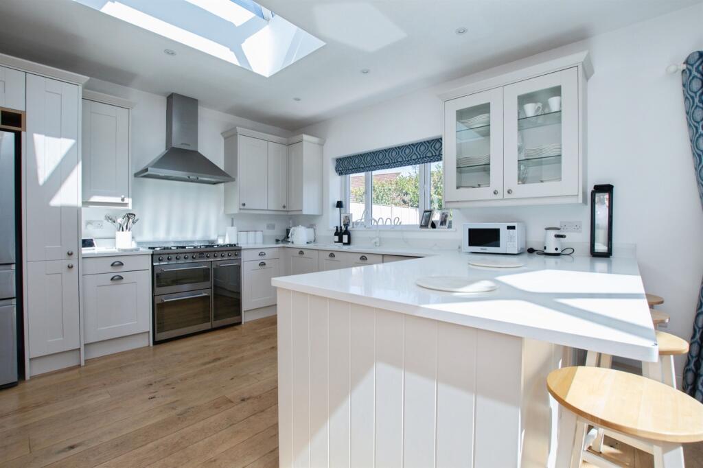 Additional image 9 of Burley Close, Verwood