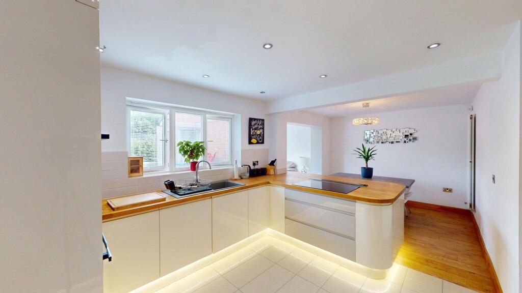 Additional image 6 of Sandyway Close, Westhoughton, BL5