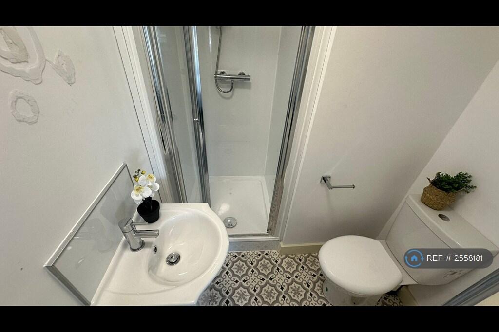 Additional image 36 of Rishton Lane, Bolton, BL3