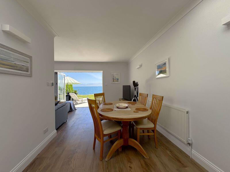 Additional image 6 of Superb Newly Renovated Ground Floor Garden Flat With Direct Sea Views