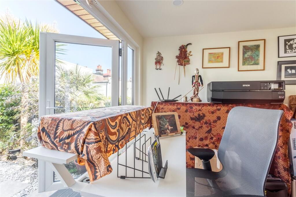 Additional image 13 of Highcroft Villas, Brighton, East Sussex, BN1