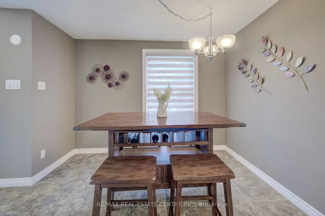 Additional image 9 of 65 Selkirk Dr