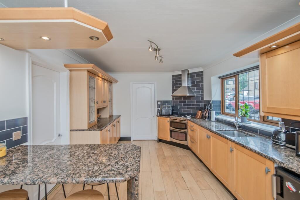 Additional image 4 of Edgemoor Close, Toftshaw Lane, Bradford, West Yorkshire, BD4