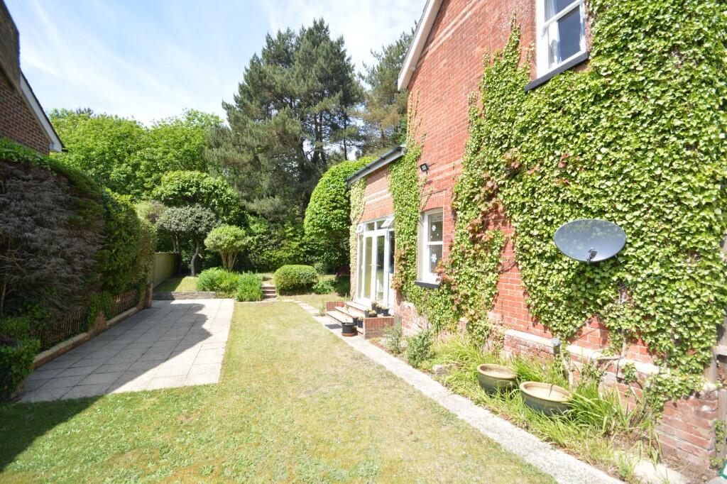 Additional image 17 of York Road, Broadstone, Dorset, BH18