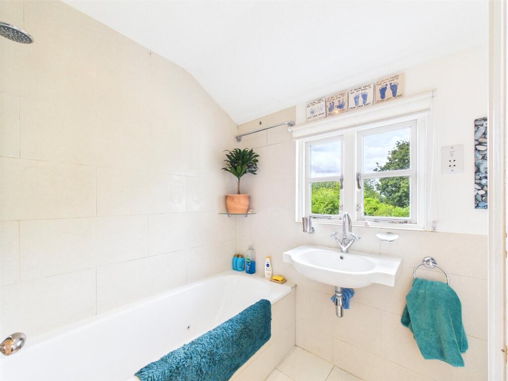 Additional image 21 of Croft Road, Neacroft, Christchurch, Dorset, BH23