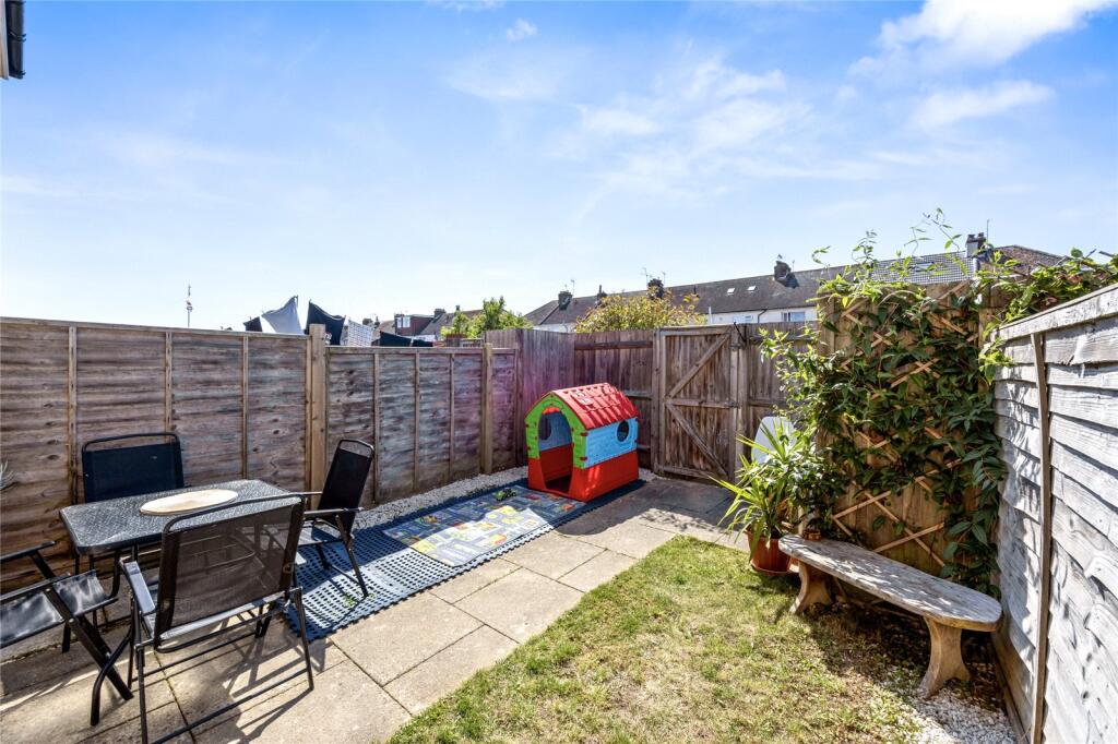 Additional image 11 of Isla Cottages, Wembley Gardens, Lancing, West Sussex, BN15