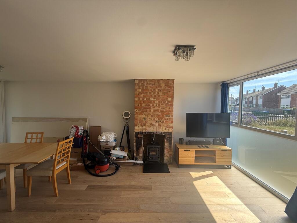 Additional image 5 of Hythe Crescent, Seaford