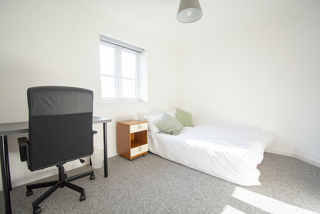 Additional image 6 of Wycliffe Road, Winton