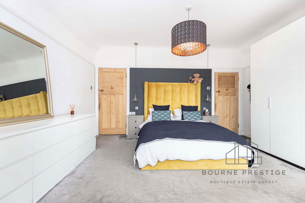 Additional image 28 of St Albans Ave, Queens Park