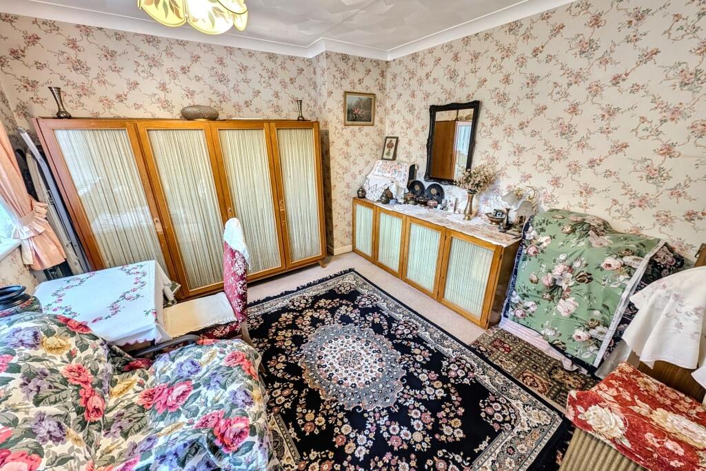 Additional image 13 of Queens Park Avenue