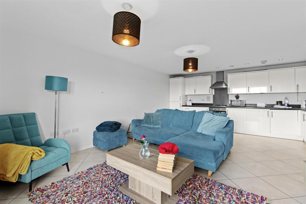 Additional image 5 of Standen House, Groombridge Avenue, Eastbourne