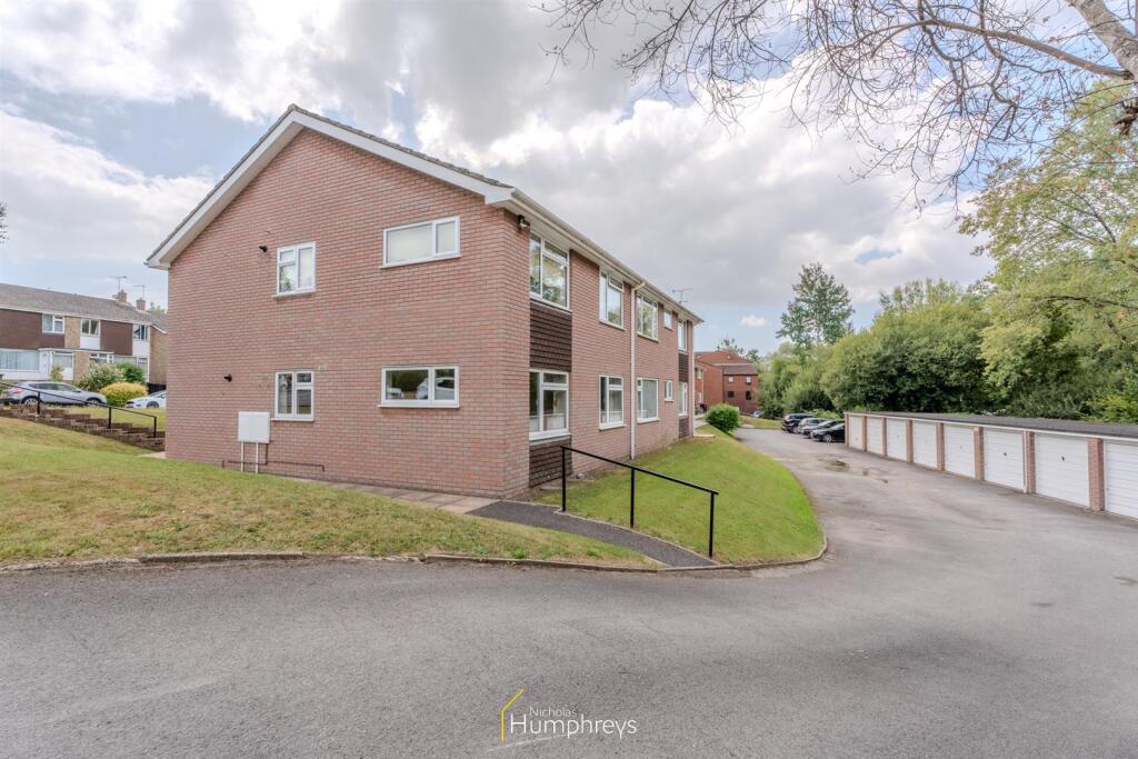 Additional image 11 of Allenview Road, Wimborne