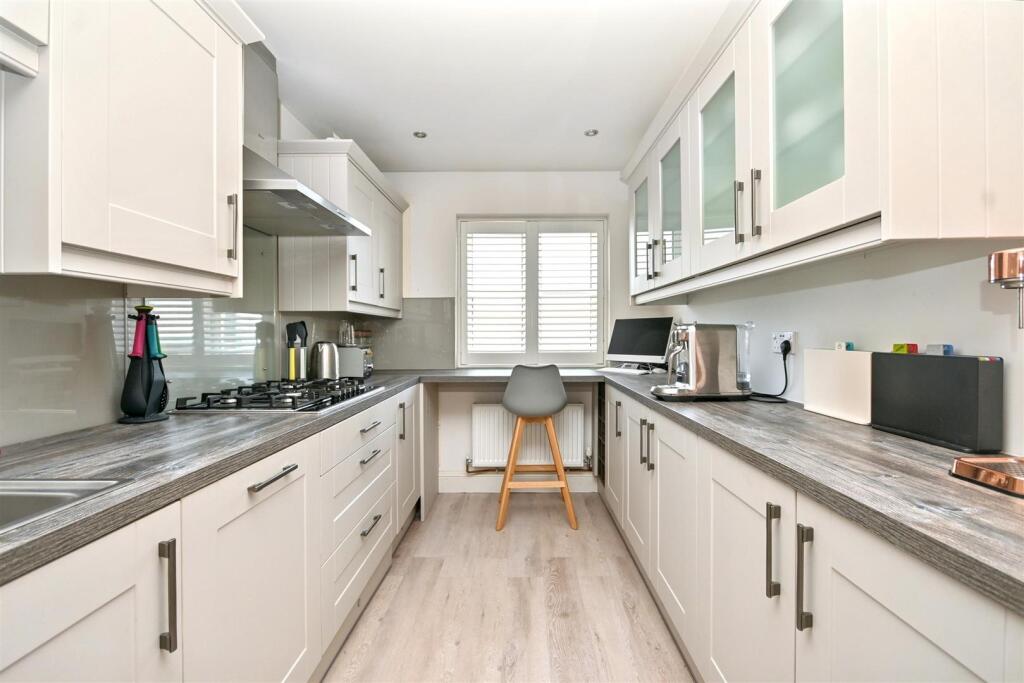 Additional image 4 of Arequipa Reef, Eastbourne