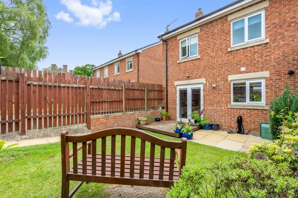 Additional image 21 of Stitch-Mi-Lane, Harwood