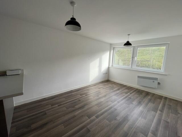 Additional image 19 of 26 Parkwood Court, Parkwood Rise, Keighley, West Yorkshire BD21 4RE