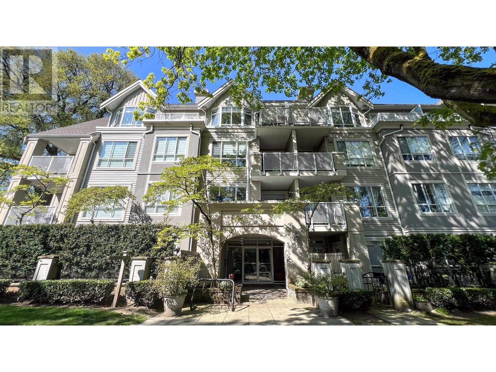 404 2755 MAPLE STREET|Vancouver, British Columbia V6J5K1