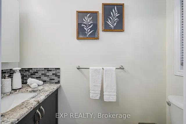 Additional image 19 of 3 Cotton Grass St