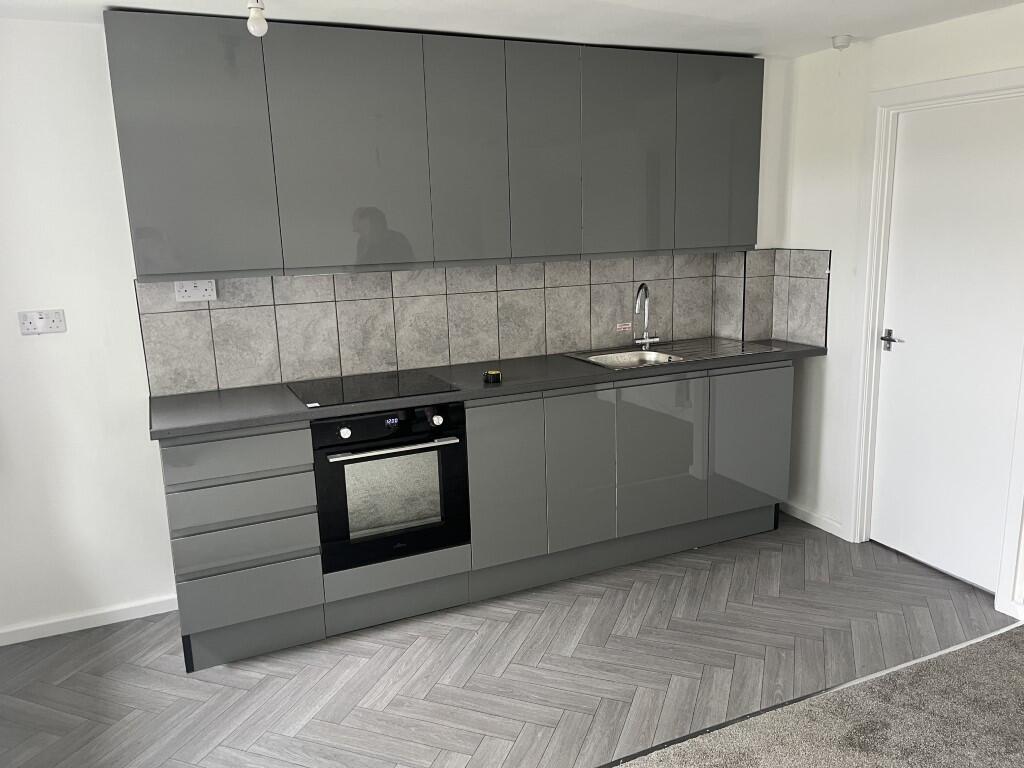 Additional image 12 of 29 Glenbrook Drive, Lidget Green, Bradford, BD7 2QF