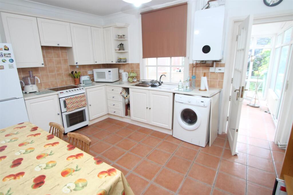 Additional image 11 of Laurel Lane, Halesowen