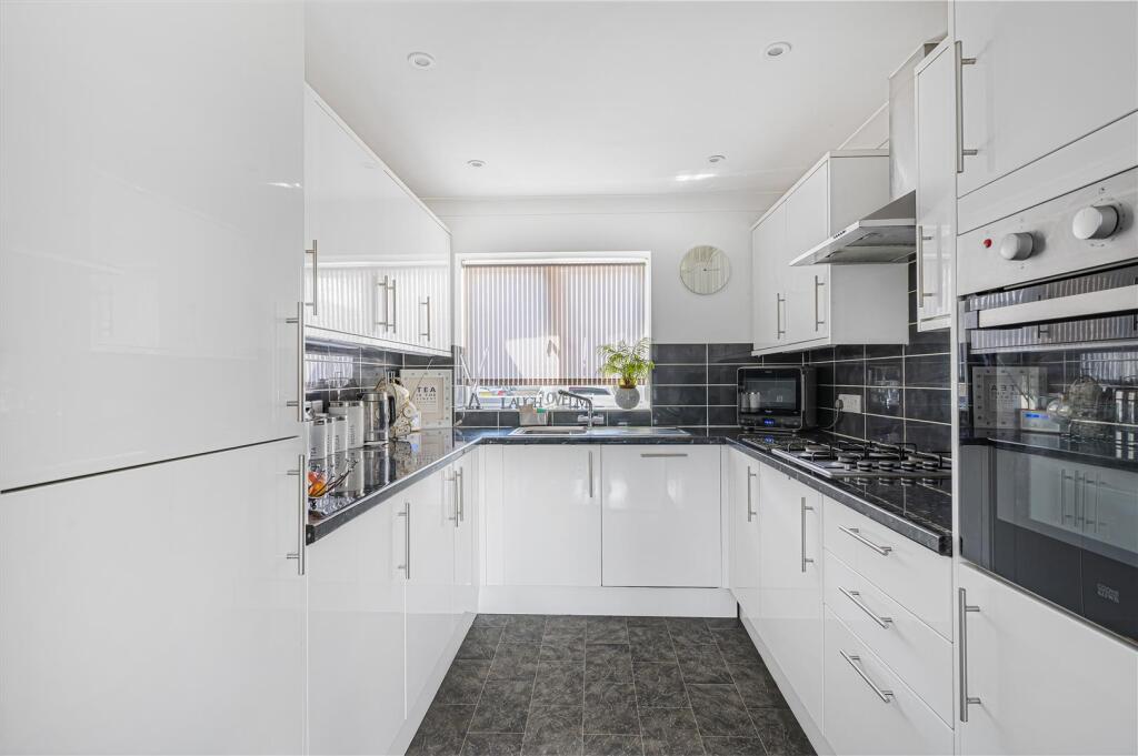 Additional image 31 of Seaview Avenue, Peacehaven