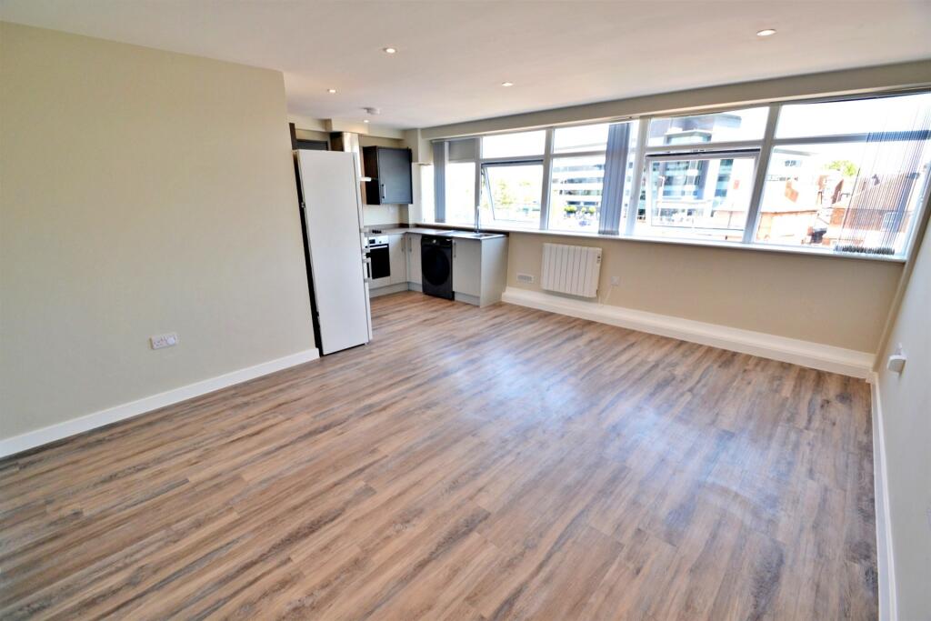 Additional image 2 of Poole