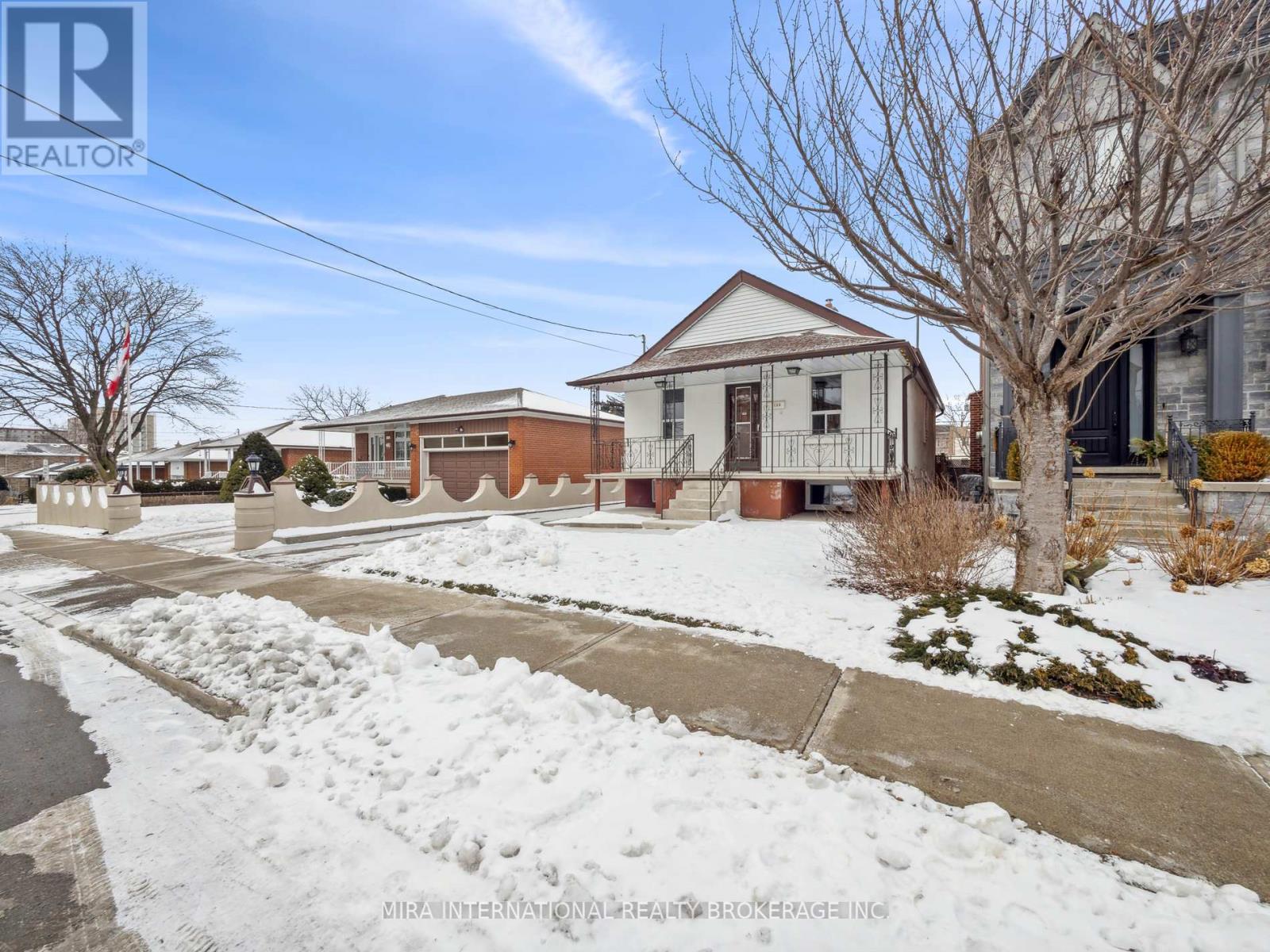 Property image for 1132 GLENGROVE AVENUE|Toronto (Yorkdale-Glen Park), Ontario M6B2K4