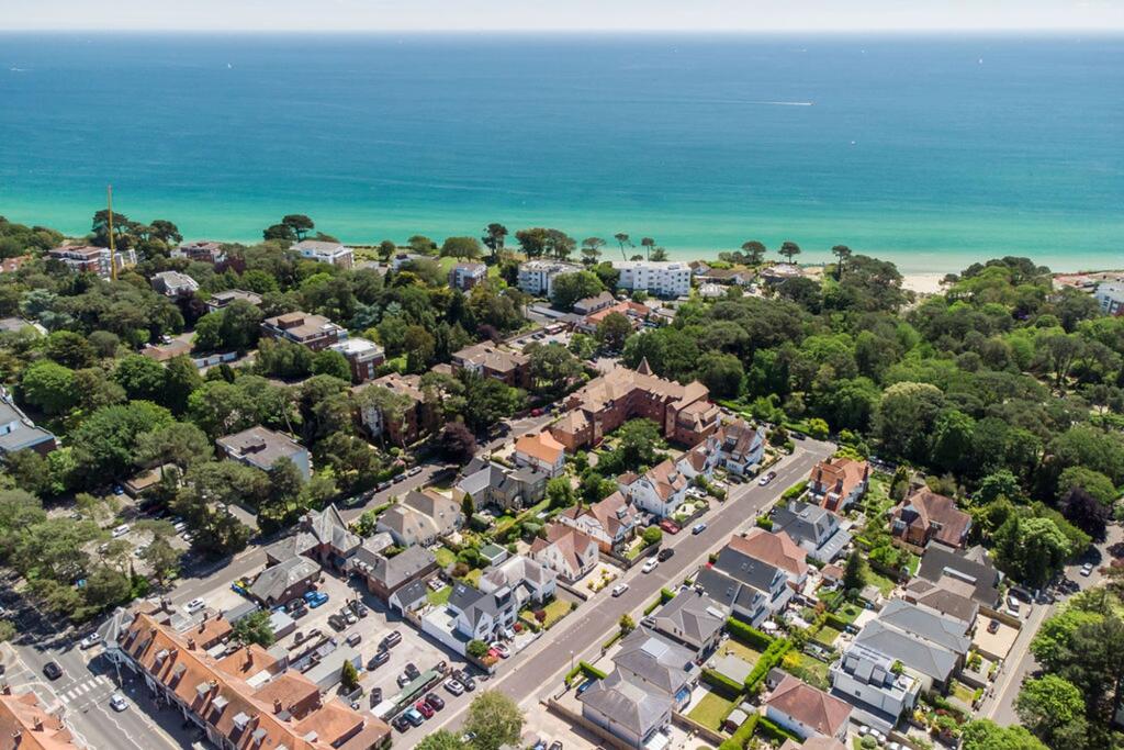 Additional image 34 of Newton Road, Canford Cliffs, Poole, BH13 7EX