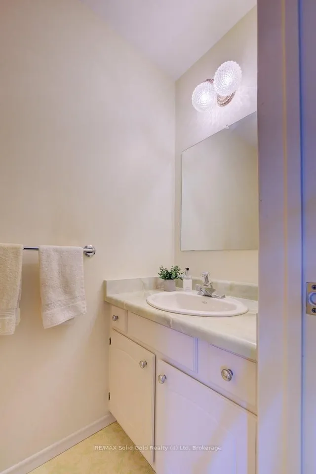 Additional image 8 of 71 Ripley Cres