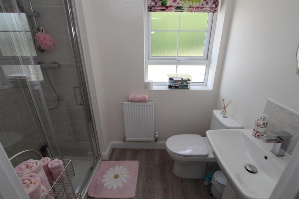 Additional image 12 of Greenway View, Cleckheaton