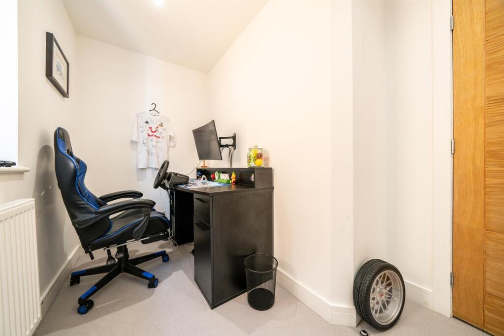 Additional image 25 of Blake Close, St. Albans