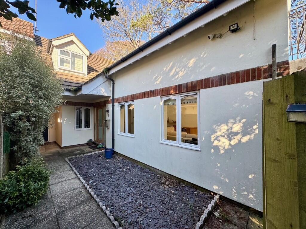 Additional image 6 of Christchurch Road, Bournemouth, Dorset, BH1