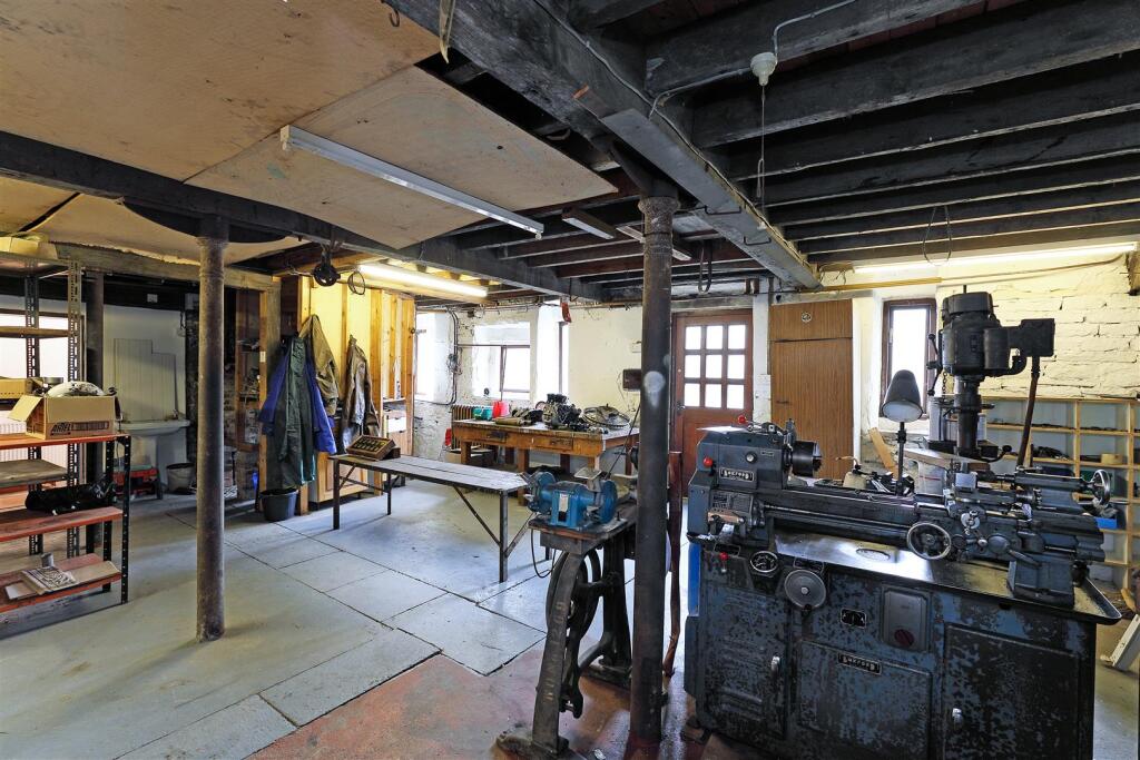 Additional image 11 of Fishers Lodge, Oxenhope, BD22 9SQ