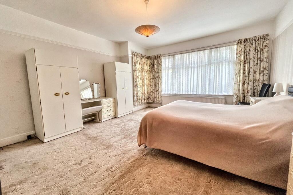 Additional image 18 of Portman Estate