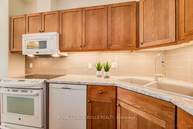 Additional image 11 of 165 Chandos Dr Unit 3