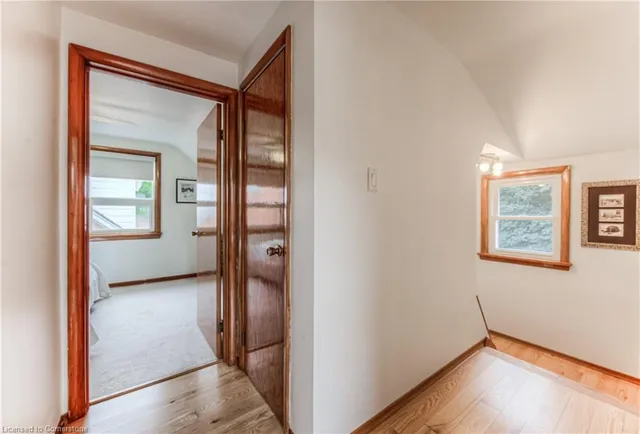 Additional image 26 of 32 Ellis Ave