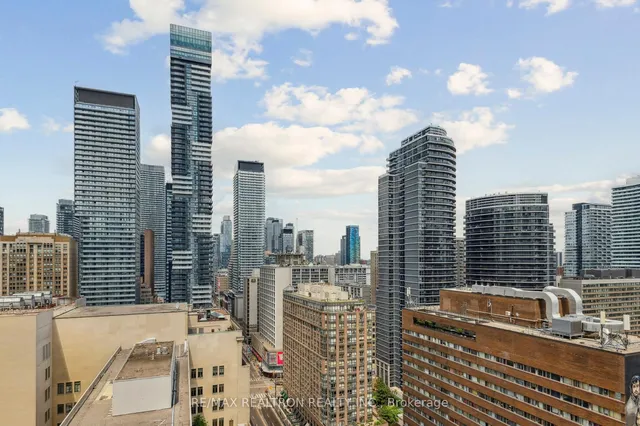 Additional image 43 of 386 Yonge St Unit 2201