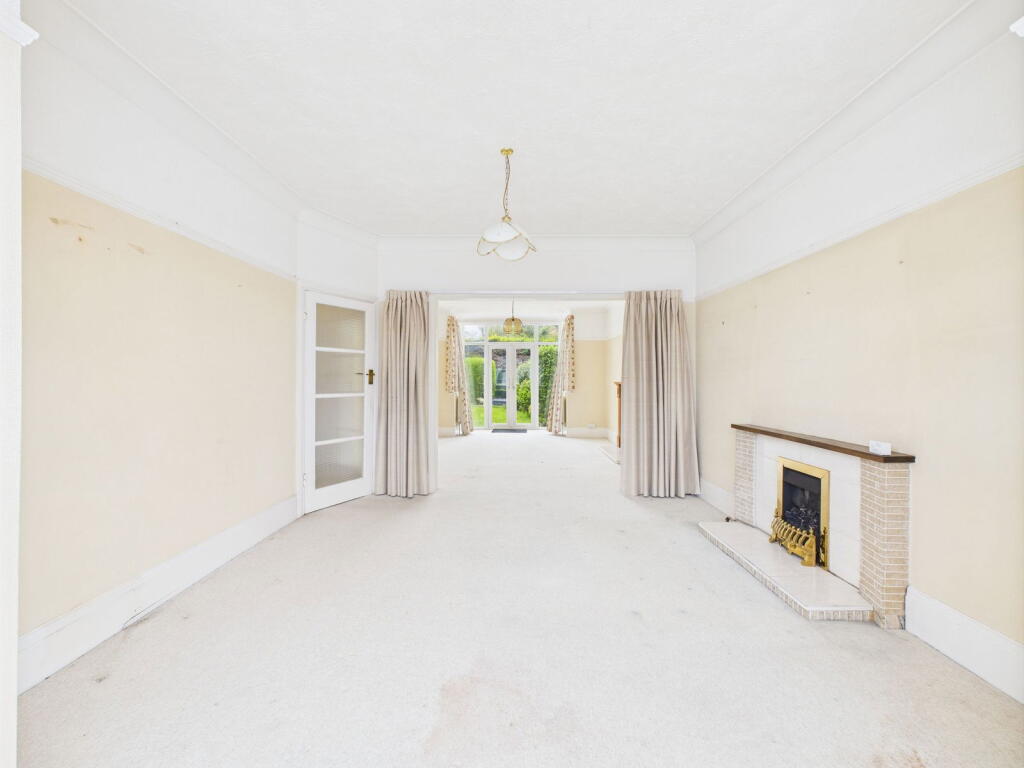 Additional image 4 of Grand Avenue, Worthing, BN11