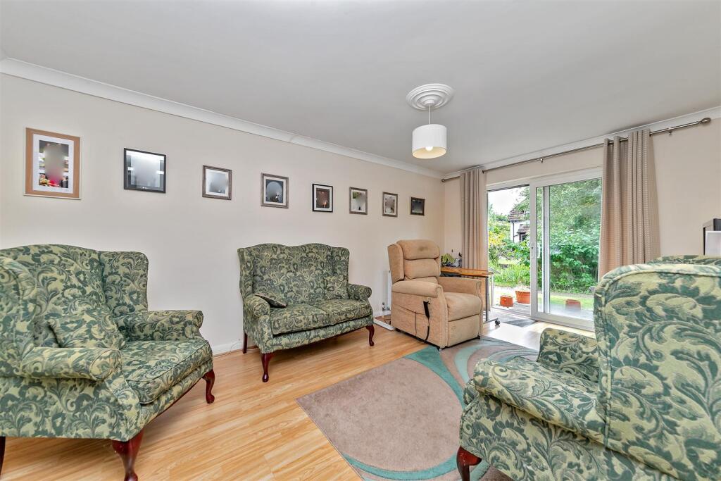 Additional image 7 of The Beeches, Park Street, St. Albans