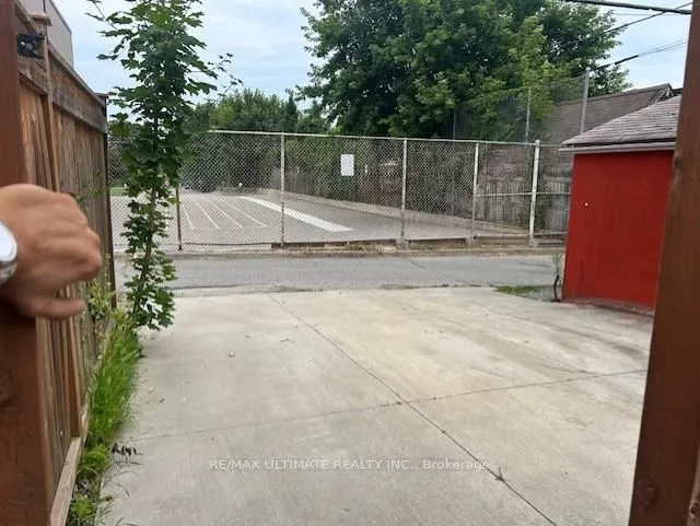 Additional image 5 of 31 St. Clair Gdns