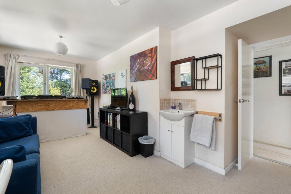 Additional image 16 of The Avenue, West Moors, Ferndown, Dorset, BH22