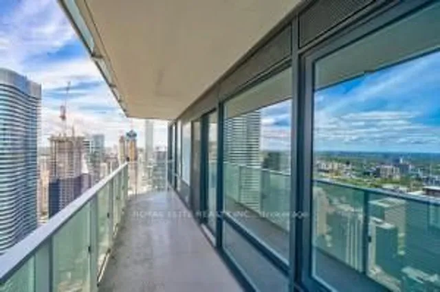 Additional image 25 of 501 Yonge St Unit 4902