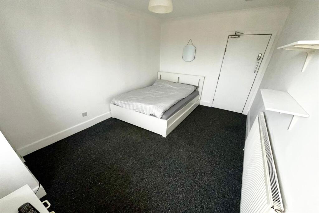 Additional image 6 of Poole