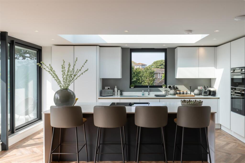 Additional image 10 of Bessborough Road, Canford Cliffs